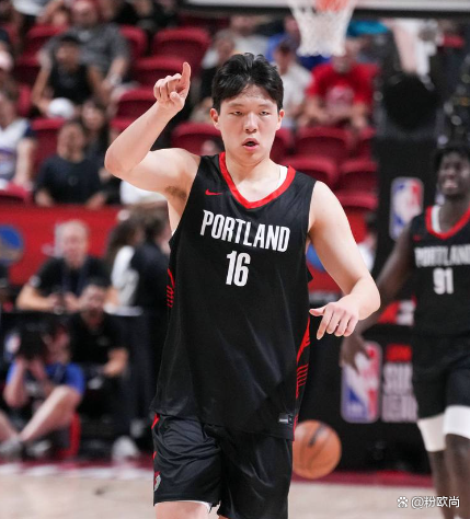 爵士绝杀勇士，霍勒迪关键制胜